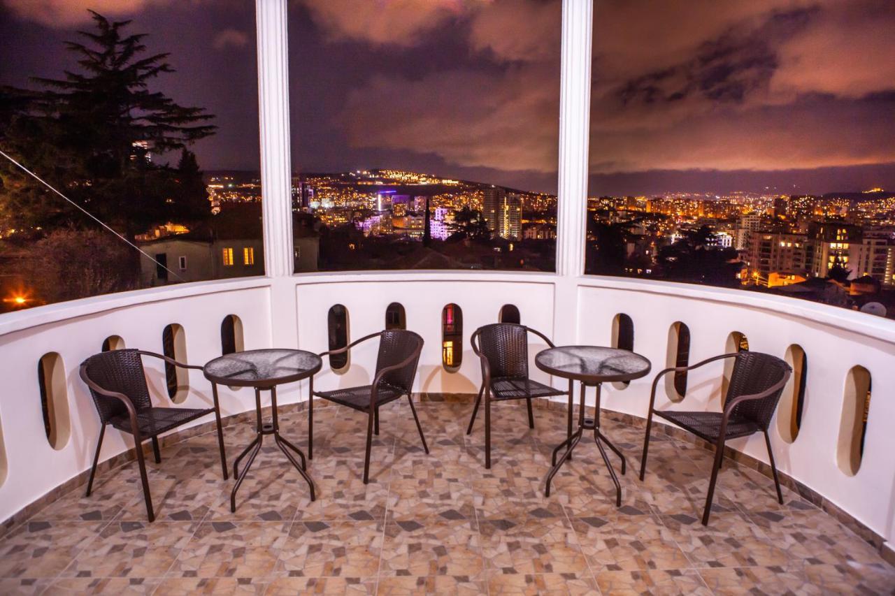 Hotel Wine Castle à Tbilissi Extérieur photo